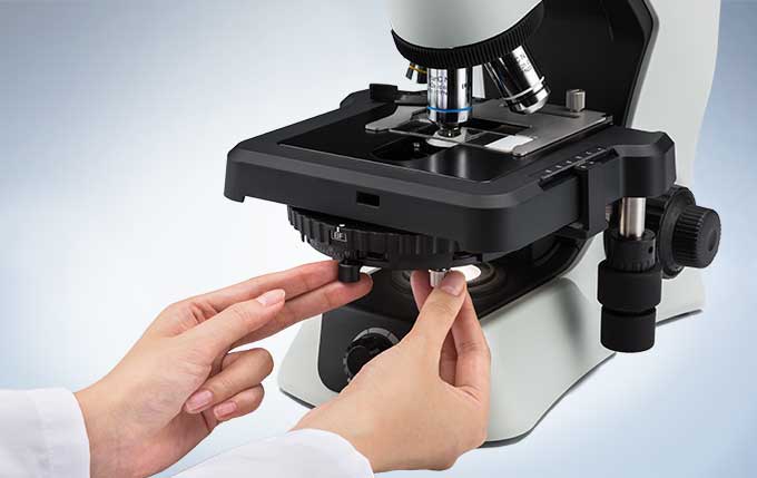 Darkfield live blood analysis is simple with this microscope